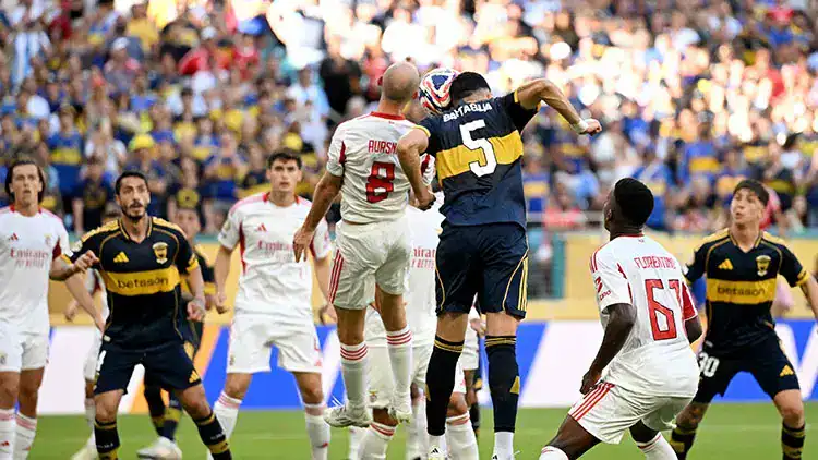Boca Juniors ile Benfica Arasında Nefes Kesen Maç 2-2 Beraberlik
