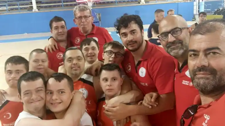 Down Sendromlular Basketbol Milli Takımı’ndan ABD’ye Farklı Galibiyet