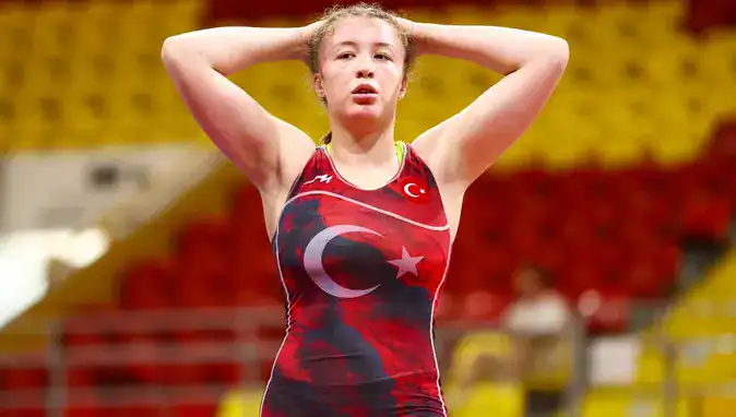 U17 Avrupa Güreş Şampiyonası’nda kadın millilerden 2 madalya!