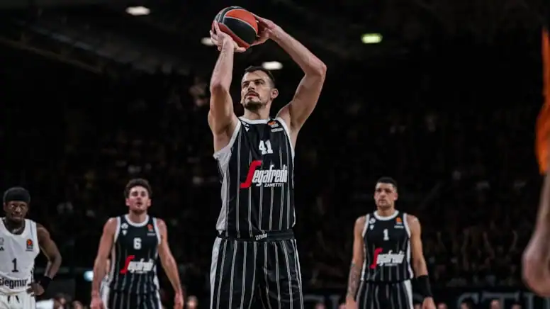 Beşiktaş, Hırvat Pivot Ante Zizic’i Kadrosuna Kattı