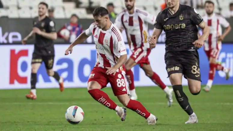 Taha Osman Özmert 2. Lig Yolunda Ankara Demirspor'a Kiralandı