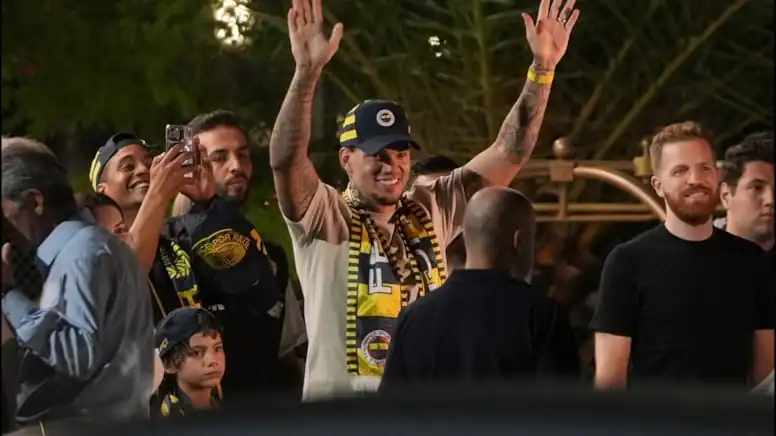 Ederson resmen Fenerbahçe’de! Yıllık ücreti açıklandı