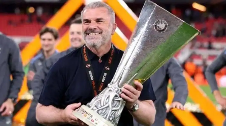 Fenerbahçe’de teknik direktörlük için yeni adaylar Postecoglou ve Spalletti