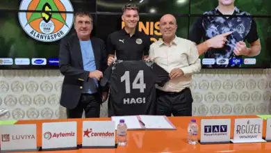 Ianis Hagi Alanyaspor’a Transfer Oldu Babası Gheorghe Hagi ile İmza Töreninde!