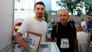 Mert Hakan Yandaş’ın Fenerbahçe Kongresinde Oy Kullanması Tüzüğe Aykırı Çıktı