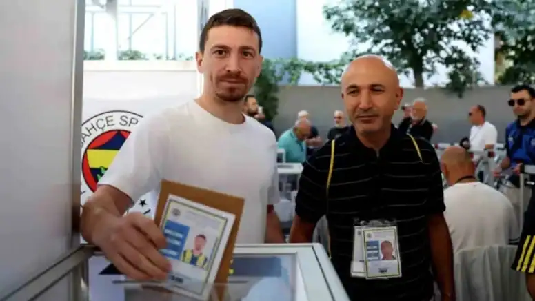 Mert Hakan Yandaş’ın Fenerbahçe Kongresinde Oy Kullanması Tüzüğe Aykırı Çıktı