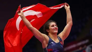 Nesrin Baş'tan Tarihi Başarı Dünya Güreş Şampiyonası'nda Gümüş Madalya