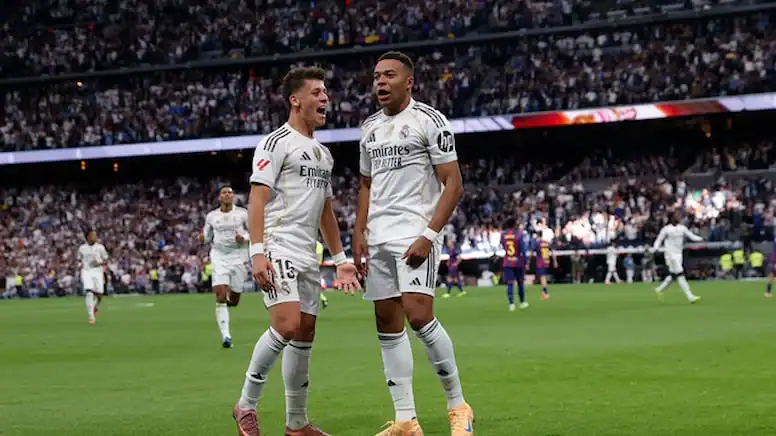 Arda Güler, Real Madrid'de Ekim Ayının Yıldızı Taraftarlar Milli Yeteneği Seçti!