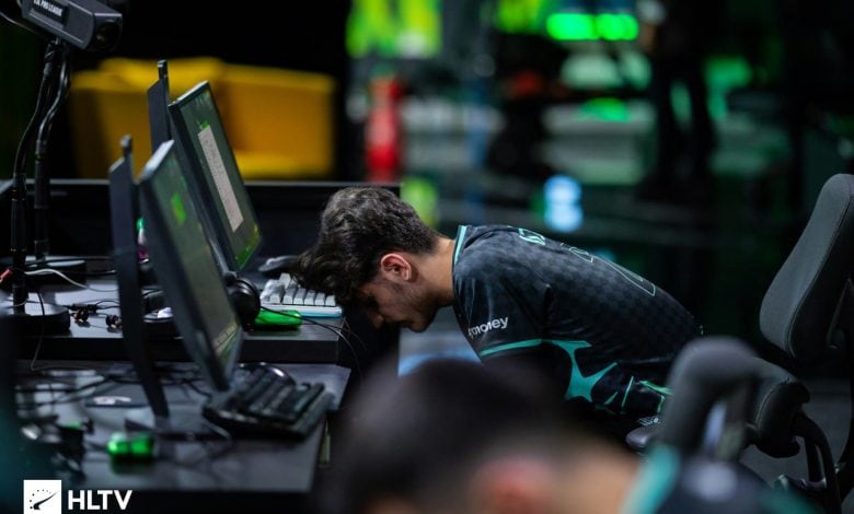 Aurora’dan Büyük Çaba, Ancak FaZe EPL Playofflarına Yükseldi