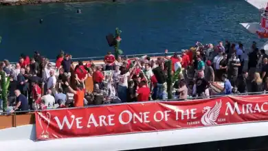 Dev Maç Öncesi Renkli Anlar Liverpool Taraftarları İstanbul Boğazı’nda!