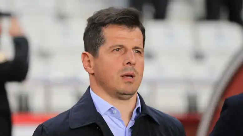 Emre Belözoğlu Görevinden Ayrıldı Antalyaspor'da Şok Karar