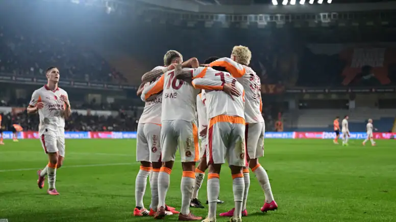 Galatasaray, Leroy Sane ile Başakşehir’i 2-1 Mağlup Ederek Liderliğini Korudu