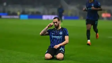 Hakan Çalhanoğlu Çift Golle Parladı Inter Fiorentina’yı Ezdi!