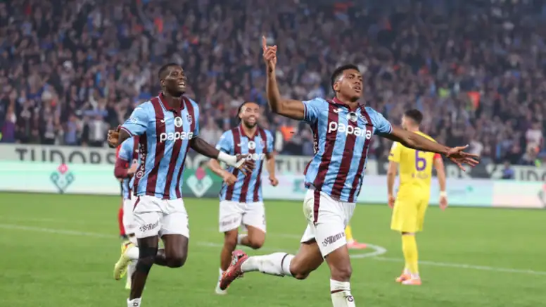 Trabzonspor 2-0 İkas Eyüpspor 131 Hafta Sonra 4 Maçlık Galibiyet Serisi