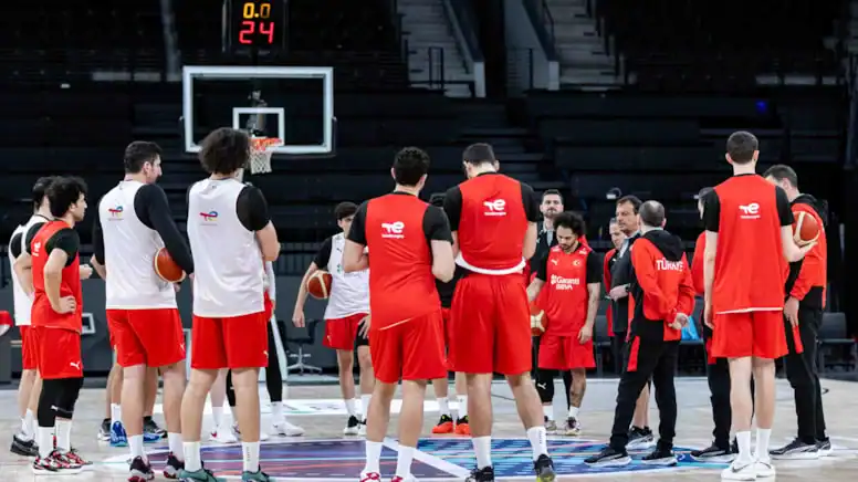 12 Dev Adam FIBA 2027 Elemeleri İçin Aday Kadrosunu Açıkladı!