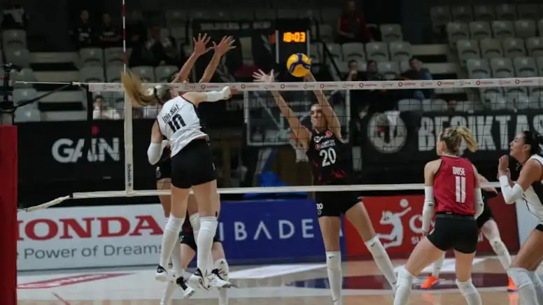 Beşiktaş Sahasında THY'yi Geriden Gelerek Yendi