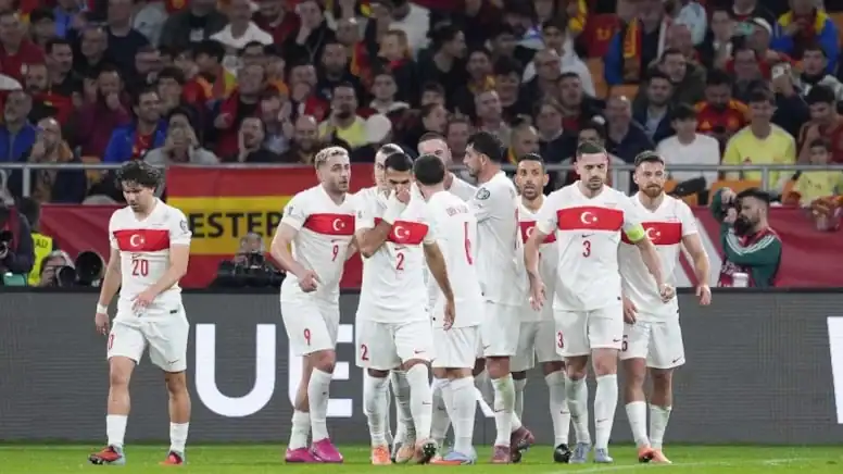 Milli Takım İspanya'yı Elinden Kaçırdı 2-2'lik Beraberlikle Grup İkincisi Tamamlandı!