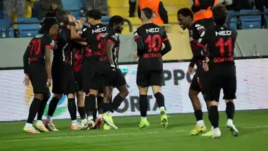 Ankara'da Gol Düellosu Trabzonspor Zirve Yolunda Ağır Yaralı