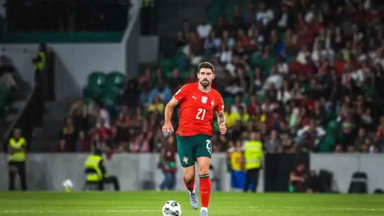 Galatasaray'dan Orta Sahaya Yıldız Hamlesi Yeni Yıl Hediyesi Ruben Neves