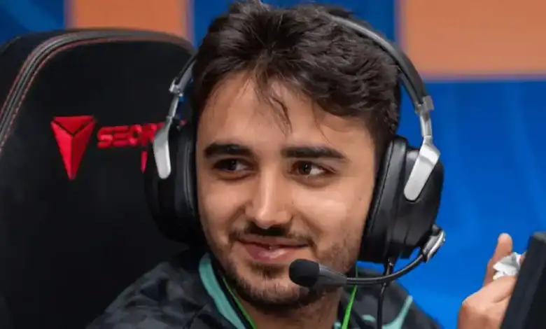 İddia jottAAA Aurora Gaming ile Yollarını Ayırmak İstiyor