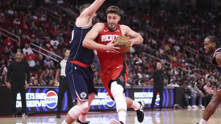 NBA'de Alperen Şengün, 22 sayı ve 15 ribaundla Rockets'ı galibiyete taşıdı. Bucks ise eksik kadrosuyla Celtics'in serisini bitirdi.