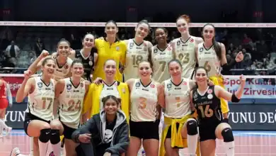 VakıfBank'tan Net Galibiyet İlk Yarıyı Namağlup Lider Bitirdiler