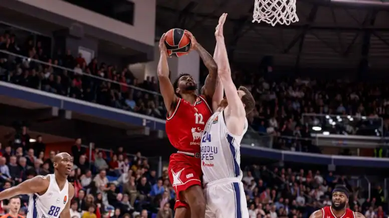 Anadolu Efes İtalya Deplasmanında Yıkıldı Mağlubiyet Serisi Sürüyor