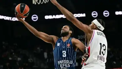 Anadolu Efes Sahasında Paris Basketbol Engelini Geçemedi