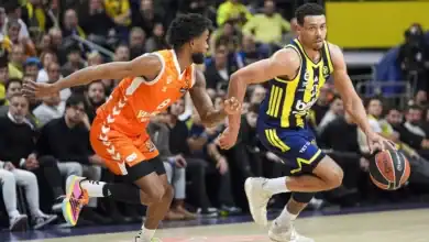 Fenerbahçe Beko Taraftarı Önünde Güldü Valencia Basket Devrildi