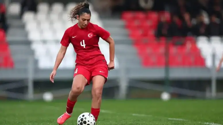 Milli Gurur Selin Cemal Başdüdükçü West Ham United'a Transfer Oldu