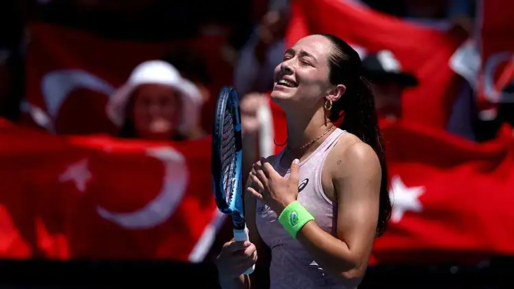 Zeynep Sönmez Avustralya Açık'ta Tarih Yazmaya Devam Ediyor