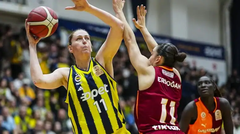 Fenerbahçe Derbide Galatasaray'ı Devirdi 75-70