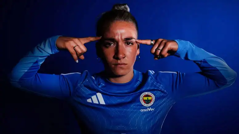 Fenerbahçe Kadın Futbol Takımı'nda Veda Chaves ile Yollar Ayrıldı