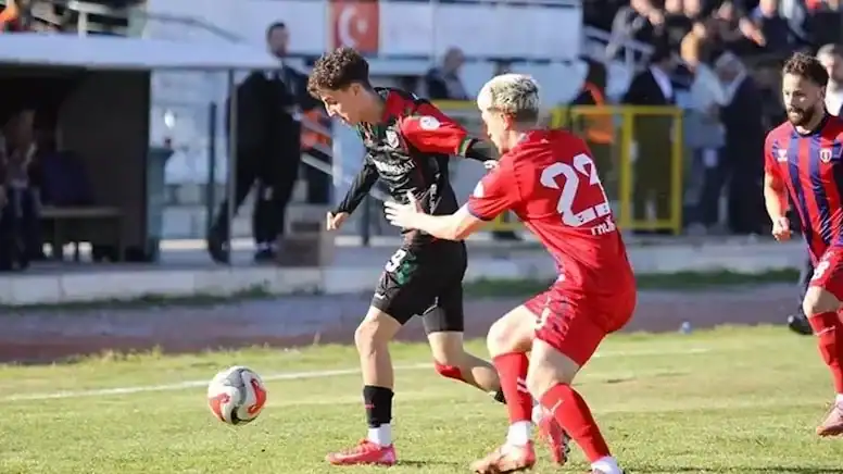 Fenerbahçe'nin Yeni Yıldız Adayı Adem Yeşilyurt Kadıköy'e Çıkıyor