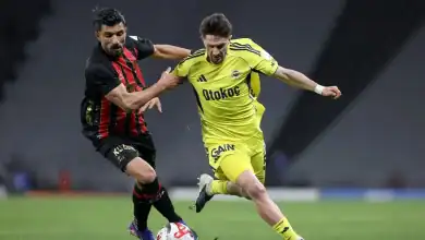 Fenerbahçe Şampiyonluk Yolunda Büyük Yara Aldı