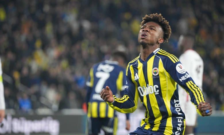 Fenerbahçe'den İnanılmaz Geri Dönüş: Kadıköy'de 5 Gollü Düello 1 Fenerbahçe'den İnanılmaz Geri Dönüş Kadıköy'de 5 Gollü Düello