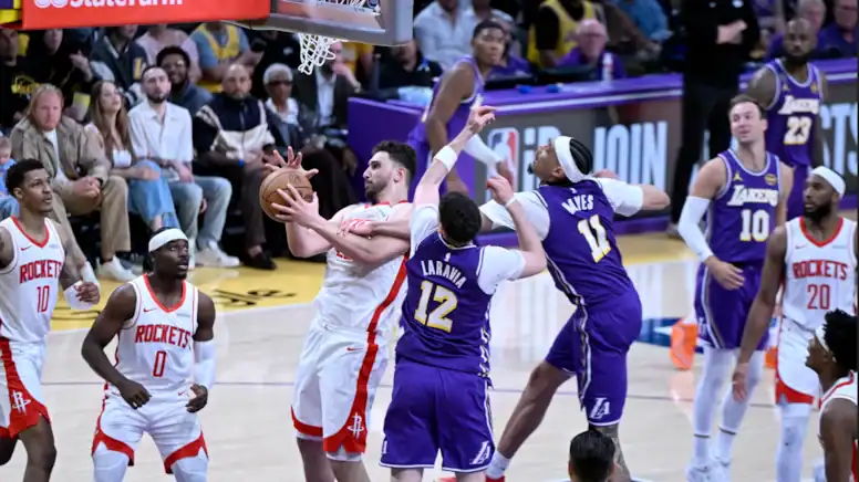 Alperen Şengün Şov Yaptı: Rockets, Lakers'ı Deplasmanda Yıktı! 1 Alperen Şengün Şov Yaptı Rockets, Lakers'ı Deplasmanda Yıktı!
