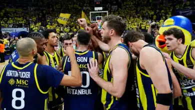 Fenerbahçe Beko EuroLeague Play-Off'larına Zaferle Merhaba Dedi 4 Fenerbahçe Beko EuroLeague Play-Off'larına Zaferle Merhaba Dedi
