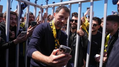 Fenerbahçe Cephesinde Ayrılık Taraftarlardan Domenico Tedesco'ya Duygusal Veda