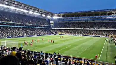 Fenerbahçe'den Genç Taraftarlara Başakşehir Maçı Müjdesi: Biletler Bedava! 2 Fenerbahçe'den Genç Taraftarlara Başakşehir Maçı Müjdesi Biletler Bedava!
