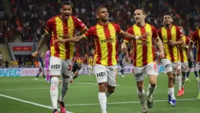 Göztepe'den Rekor Başlangıç: Antalyaspor'u Ateşe Attılar 10 Göztepe'den Rekor Başlangıç Antalyaspor'u Ateşe Attılar