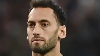 Hakan Çalhanoğlu'ndan Üzücü Haber: Yıldız Oyuncu Sezonu Kapattı 2 Hakan Çalhanoğlu'ndan Üzücü Haber Yıldız Oyuncu Sezonu Kapattı