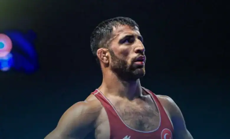 Milli Güreşçimiz Murat Fırat Avrupa Şampiyonası'nda Finalde 1 Milli Güreşçimiz Murat Fırat Avrupa Şampiyonası'nda Finalde