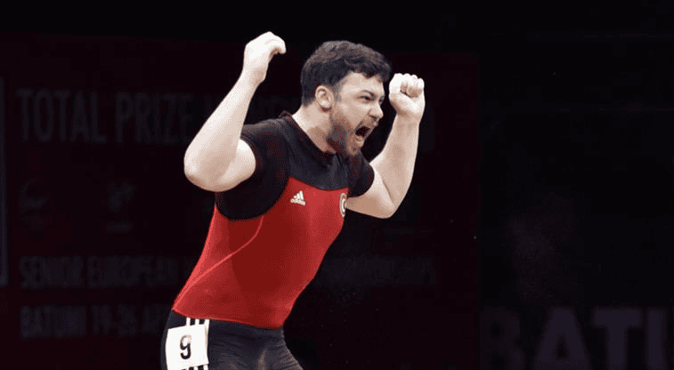 Milli Haltercimiz Hakan Şükrü Kurnaz'dan Avrupa Podyumunda Bronz Madalya 1 Milli Haltercimiz Hakan Şükrü Kurnaz'dan Avrupa Podyumunda Bronz Madalya