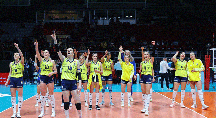 Sultanlar Ligi'nde İlk Finalist Fenerbahçe Medicana Oldu