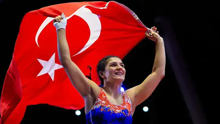 Tiran'da Şampiyonluk Sevinci: Nesrin Baş Altın Madalyanın Sahibi Oldu 1 Tiran'da Şampiyonluk Sevinci Nesrin Baş Altın Madalyanın Sahibi Oldu