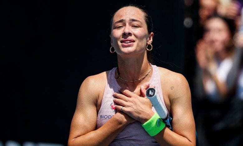 Zeynep Sönmez'den Tarihi Zafer Dünya 8 Numarasını Devirdi