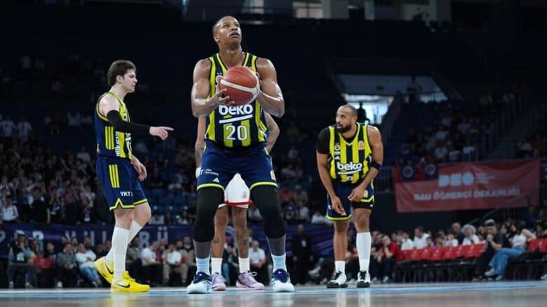 Fenerbahçe Beko Normal Sezonu Zirvede Tamamladı!