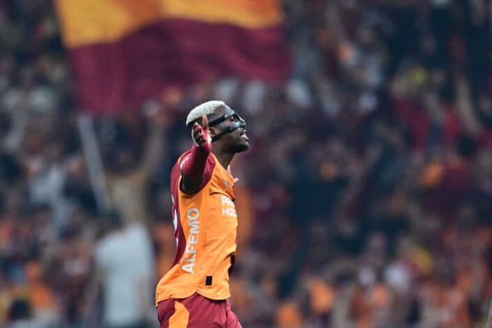 Galatasaray'dan Tarihi Zafer Antalyaspor'u 4-2 Yenerek 26. Şampiyonluğunu İlan Etti