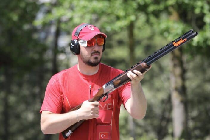 Milli Atıcı Nedim Tolga Tuncer'den Dünya Rekoru ve LA 2028 Hedefi 1 Milli Atıcı Nedim Tolga Tuncer'den Dünya Rekoru ve LA 2028 Hedefi
